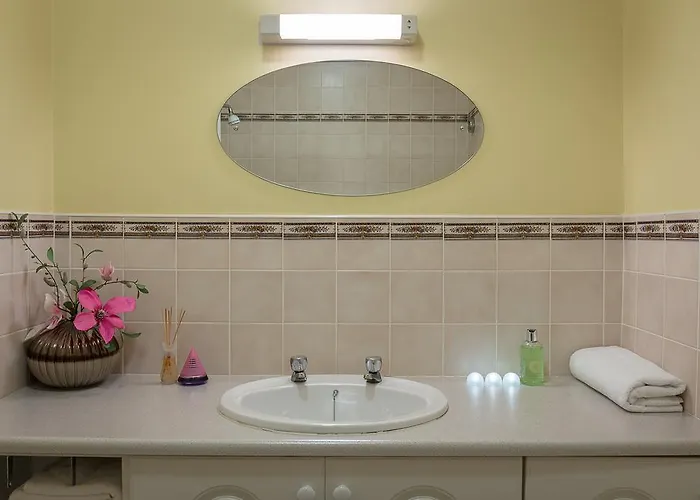 Haven - Self Catering Apartment